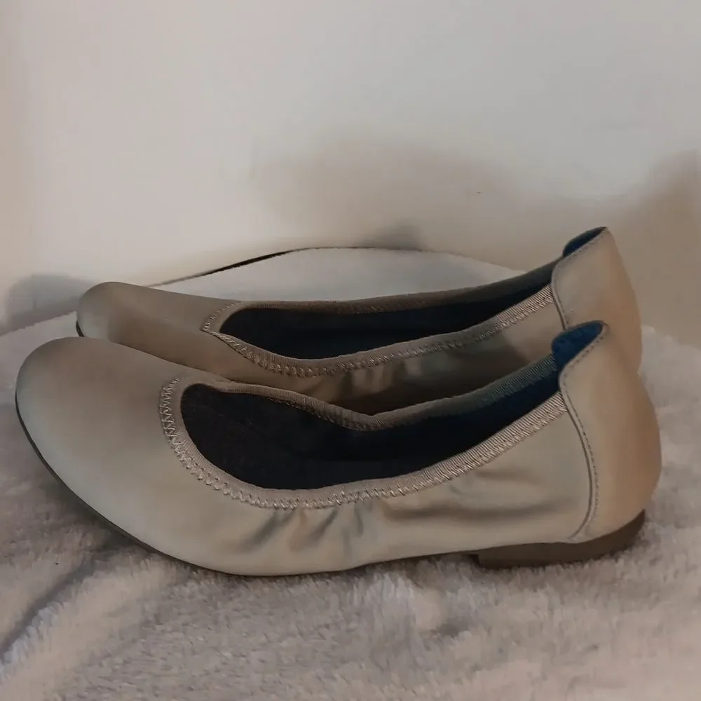 Dr Scholls Elegant Tan Ballet Flats